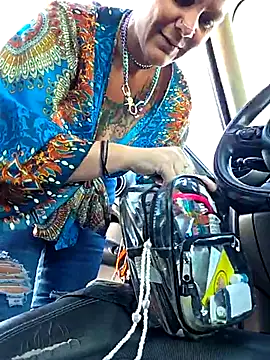 Snapshot of thatonespicychick chatting on September 16, 2:29 pm thatonespicychick online show from September 16, 2:29 pm