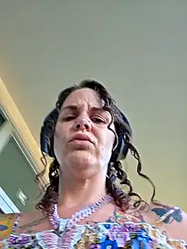 Snapshot of thatonespicychick chatting on September 27, 2:22 pm thatonespicychick online show from September 27, 2:22 pm