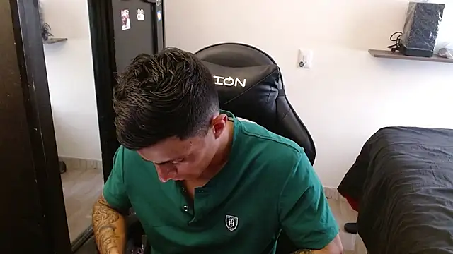 kv   xxx  online show from February 12, 9:21 pm