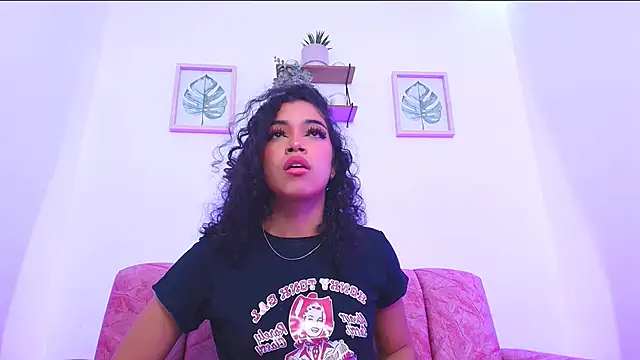 Sara Jhonson online show from December 22, 12:50 am