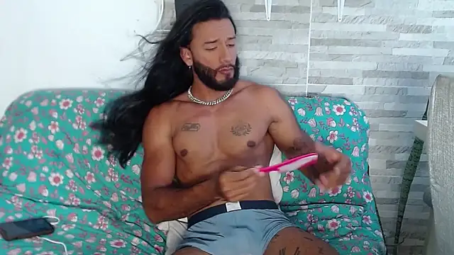  jhon connor  online show from March 17, 1:47 pm