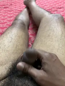 Snapshot of cum4mheaven chatting on December 8, 9:46 am cum4mheaven online show from December 8, 9:46 am