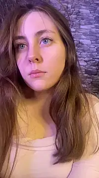 Snapshot of Topvi_ chatting on December 28, 7:54 pm Topvi  online show from December 28, 7:54 pm