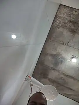 yuribreak online show from December 16, 11:37 am