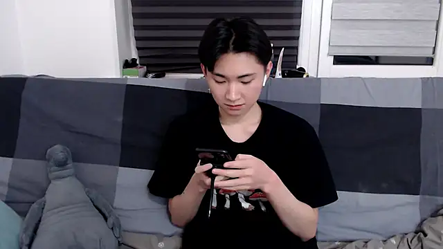 Snapshot of Miram_Yu chatting on January 12, 9:08 pm Miram Yu online show from January 12, 9:08 pm