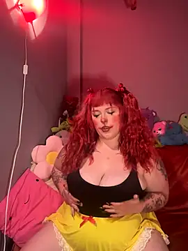 Snapshot of puffpixiee chatting on October 10, 6:40 pm puffpixiee online show from October 10, 6:40 pm