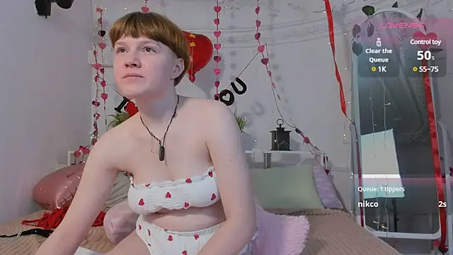 DreamyLuna online show from January 29, 12:01 am