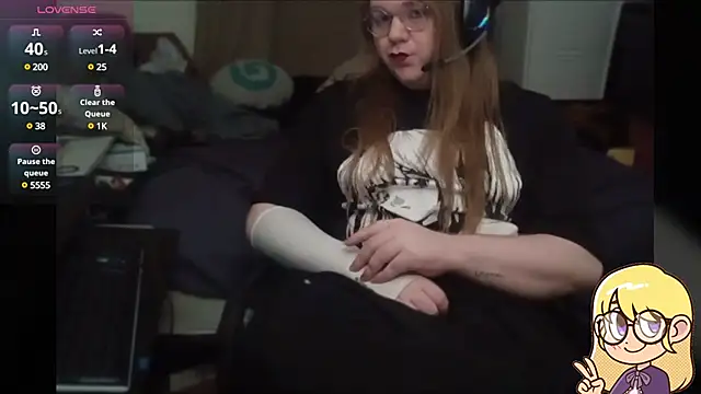 AshThaSissy online show from December 11, 3:35 am