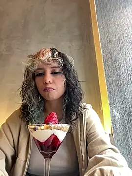 Snapshot of Sweet_Chaos chatting on February 27, 3:05 pm Sweet Chaos online show from February 27, 3:05 pm