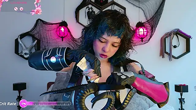 Snapshot of Sweet_Chaos chatting on October 31, 4:08 pm Sweet Chaos online show from October 31, 4:08 pm