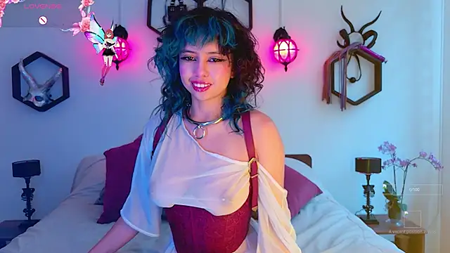 Snapshot of Sweet_Chaos chatting on November 11, 5:24 pm Sweet Chaos online show from November 11, 5:24 pm