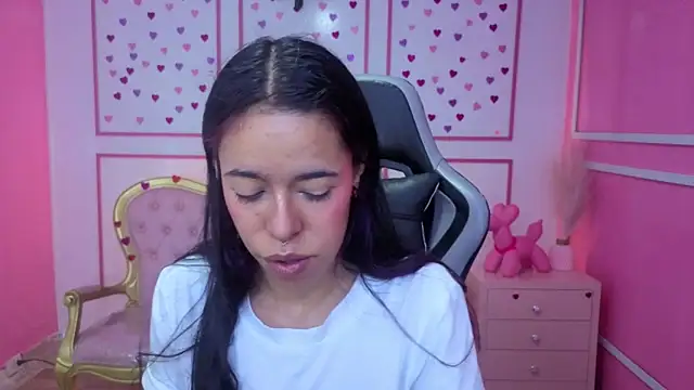 stephania t online show from December 16, 11:48 am