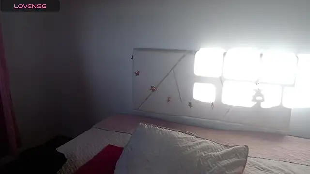 julz 03 online show from November 27, 11:45 am