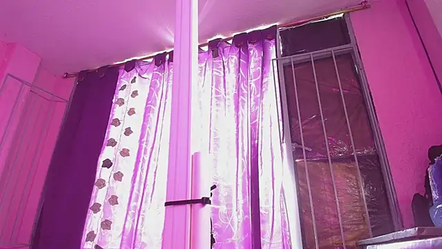 Gaby Tailor online show from January 4, 6:30 pm