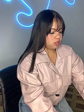 Snapshot of Elaa_euphoria chatting on January 23, 1:41 am Elaa euphoria online show from January 23, 1:41 am