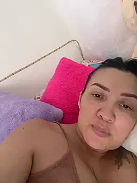 Snapshot of juliamond chatting on March 12, 7:49 pm juliamond online show from March 12, 7:49 pm