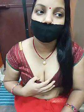 Snapshot of Manjudear chatting on July 3, 5:36 am Manjudear online show from July 3, 5:36 am