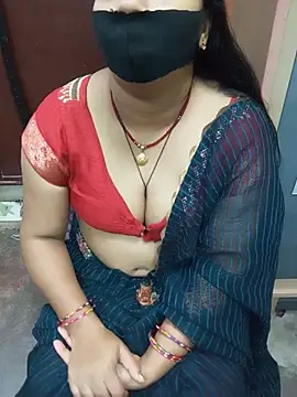 Snapshot of Manjudear chatting on July 8, 4:11 pm Manjudear online show from July 8, 4:11 pm