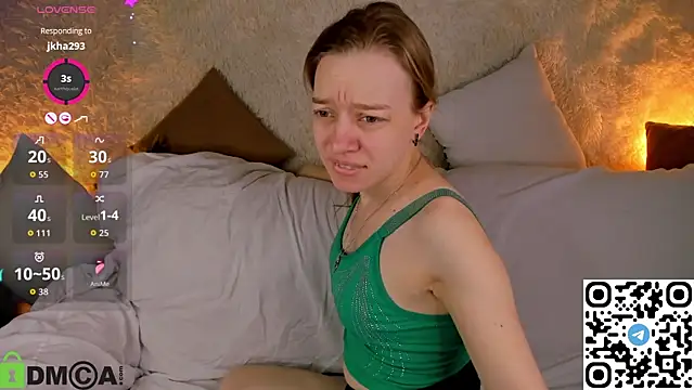 Michelle Blond online show from January 7, 7:22 am