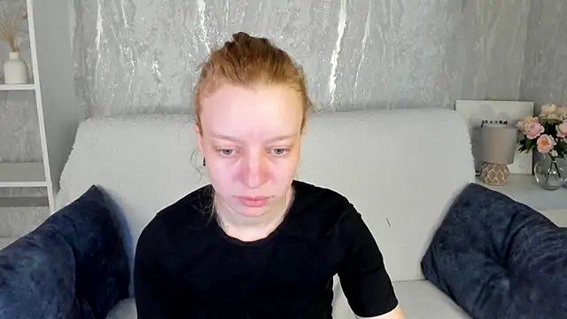 Michelle Blond online show from March 15, 7:36 am