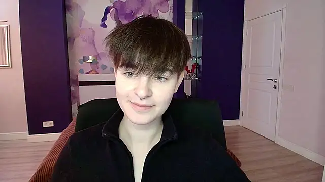 Snapshot of EmiliaYours chatting on March 9, 1:15 pm EmiliaYours online show from March 9, 1:15 pm