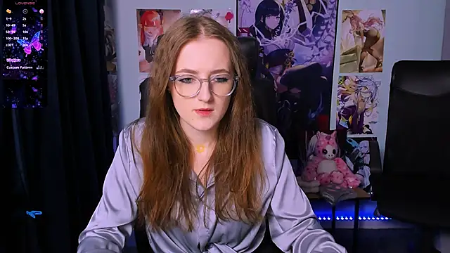 Snapshot of luna_berryy chatting on December 14, 7:46 pm luna berryy online show from December 14, 7:46 pm