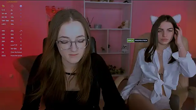 Snapshot of luna_berryy chatting on February 5, 8:25 pm luna berryy online show from February 5, 8:25 pm