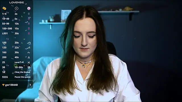 Snapshot of luna_berryy chatting on November 10, 8:30 pm luna berryy online show from November 10, 8:30 pm