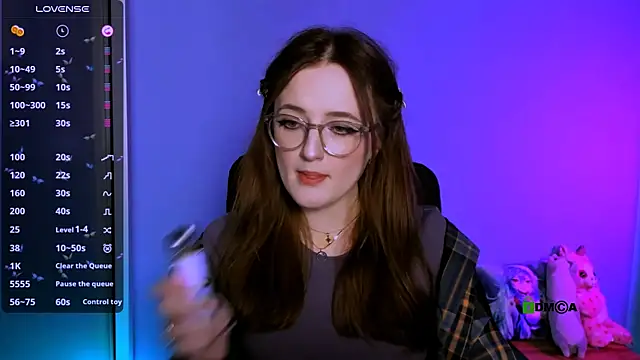 Snapshot of luna_berryy chatting on November 15, 8:16 pm luna berryy online show from November 15, 8:16 pm