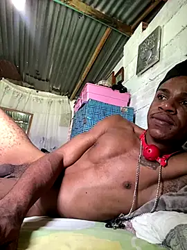 Snapshot of ElNegroRony chatting on December 2, 5:04 pm ElNegroRony online show from December 2, 5:04 pm