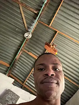 Snapshot of ElNegroRony chatting on December 27, 6:10 pm ElNegroRony online show from December 27, 6:10 pm