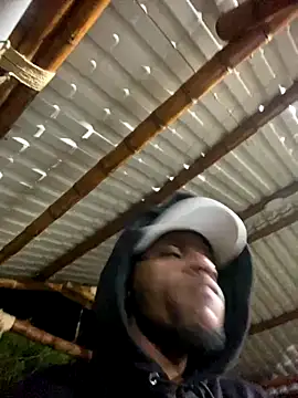 Snapshot of ElNegroRony chatting on November 8, 3:18 am ElNegroRony online show from November 8, 3:18 am