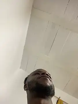 Snapshot of ElNegroRony chatting on November 10, 12:09 am ElNegroRony online show from November 10, 12:09 am