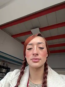 ariiel  online show from February 21, 9:11 pm