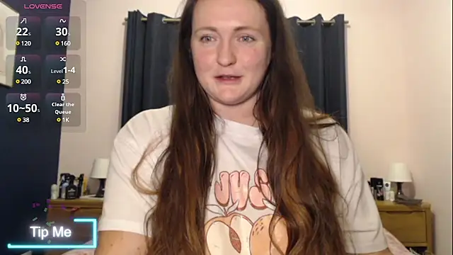 Snapshot of BustyBonnieUK chatting on January 8, 9:34 pm BustyBonnieUK online show from January 8, 9:34 pm