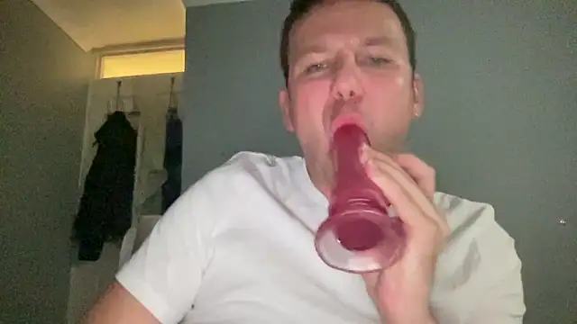 Snapshot of GotItGoin chatting on September 30, 8:47 pm GotItGoin online show from September 30, 8:47 pm