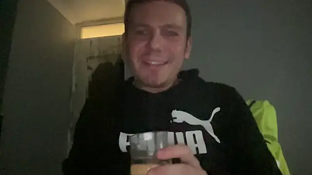 Snapshot of GotItGoin chatting on October 7, 10:29 pm GotItGoin online show from October 7, 10:29 pm