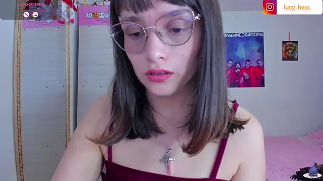 Snapshot of Lucyy-hess chatting on April 23, 8:44 pm Lucyy-hess online show from April 23, 8:44 pm
