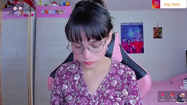 Snapshot of Lucyy-hess chatting on April 30, 6:14 pm Lucyy-hess online show from April 30, 6:14 pm