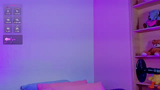 Snapshot of MadyJackson chatting on April 18, 11:47 am MadyJackson online show from April 18, 11:47 am