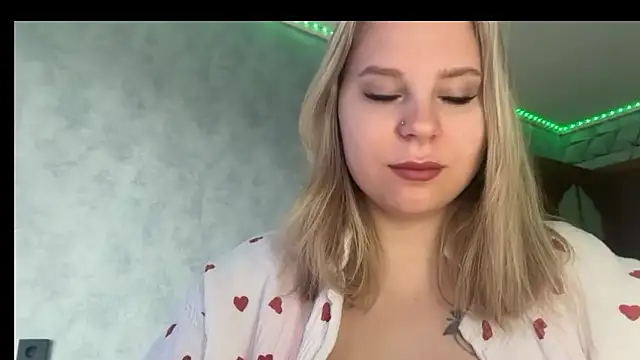 Thalia  Star online show from April 12, 8:19 am