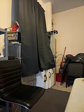 Snapshot of choclatepeaach chatting on December 21, 10:06 pm choclatepeaach online show from December 21, 10:06 pm