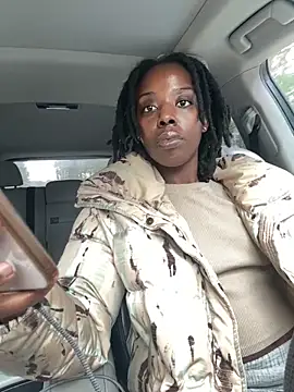 Snapshot of choclatepeaach chatting on December 22, 6:05 pm choclatepeaach online show from December 22, 6:05 pm