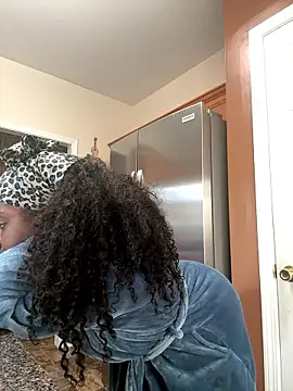 Snapshot of choclatepeaach chatting on January 8, 3:03 pm choclatepeaach online show from January 8, 3:03 pm