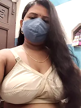 Snapshot of Dr_Chhaya chatting on November 21, 6:23 am Dr Chhaya online show from November 21, 6:23 am