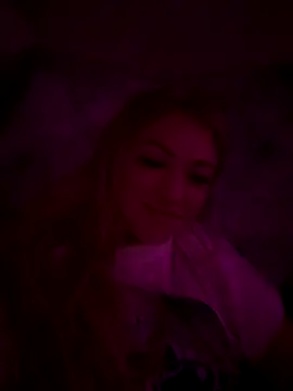 Snapshot of MazeSin chatting on October 5, 9:07 am MazeSin online show from October 5, 9:07 am