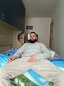 Snapshot of Gioeltoro89 chatting on February 25, 3:49 pm Gioeltoro89 online show from February 25, 3:49 pm