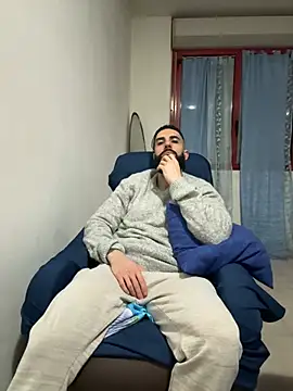 Snapshot of Gioeltoro89 chatting on March 9, 7:26 pm Gioeltoro89 online show from March 9, 7:26 pm