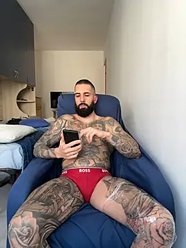 Snapshot of Gioeltoro89 chatting on May 21, 3:30 pm Gioeltoro89 online show from May 21, 3:30 pm