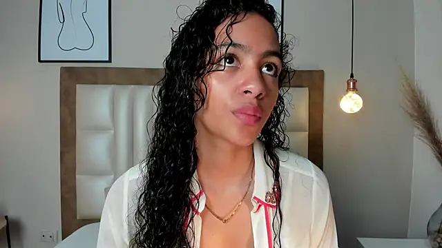 AntonellaHall  online show from December 14, 3:28 pm